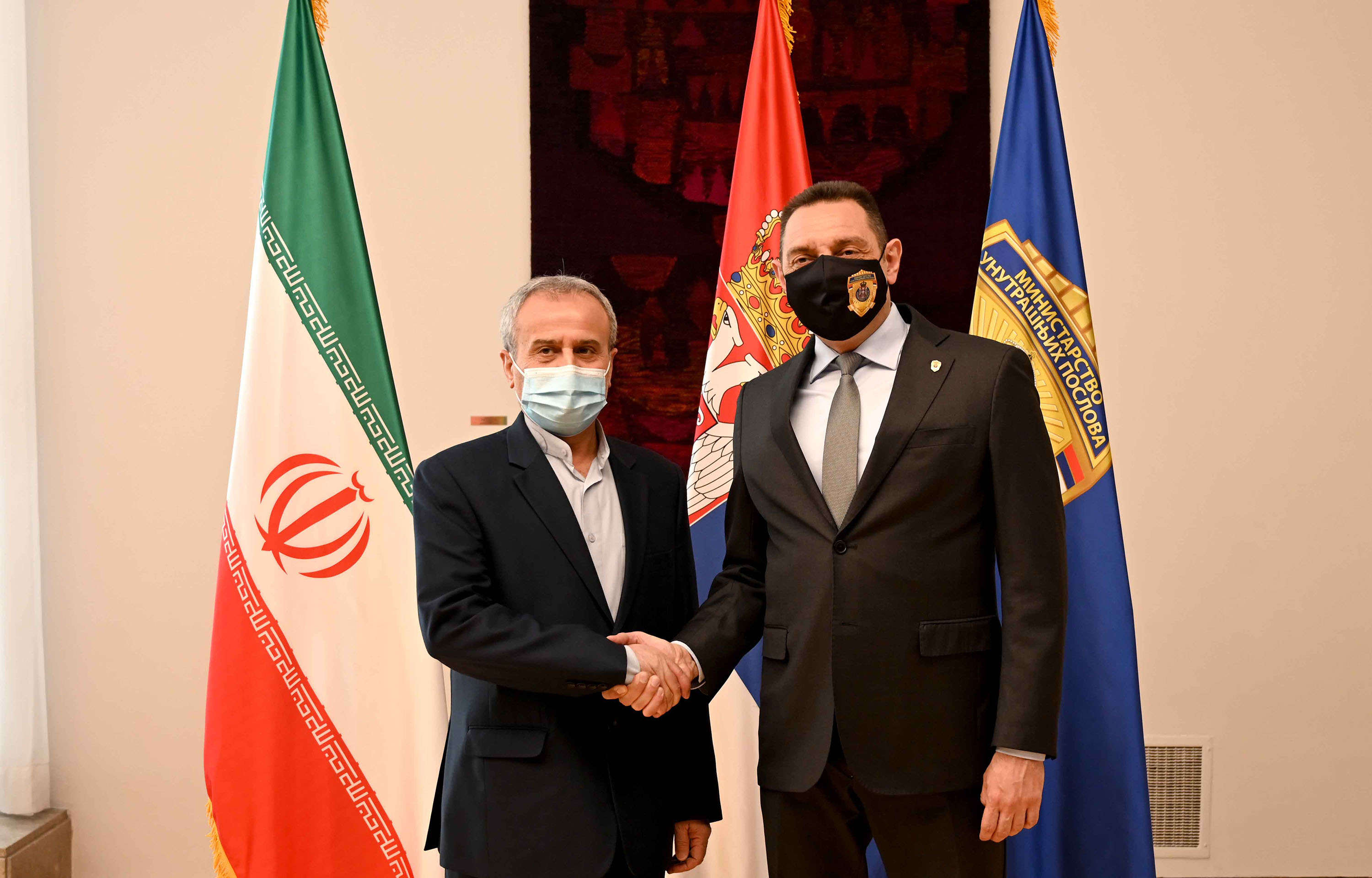 Министар Вулин и амбасадор Исламске Републике Иран Рашид Хасан Пур Баеи разговарали о унапређењу сарадње