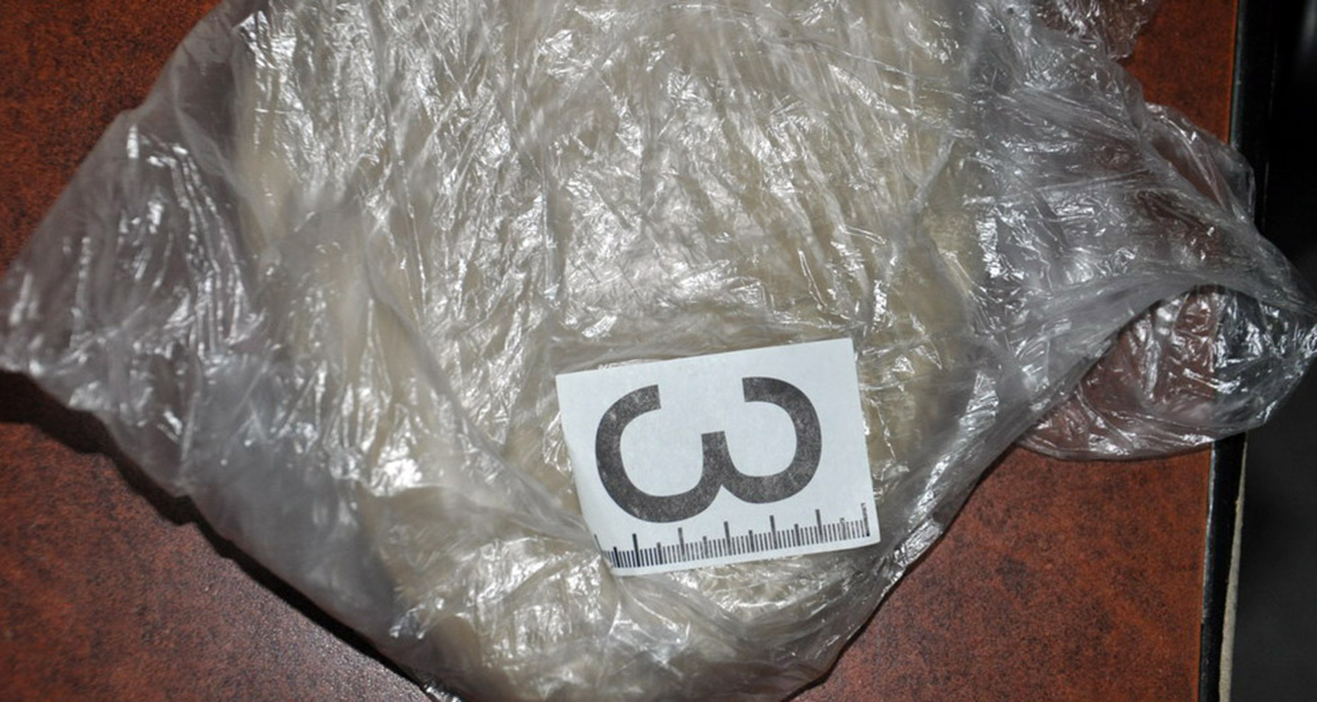 Полиција пронашла 1,4 килограма хероина у аутомобилу осумњиченог