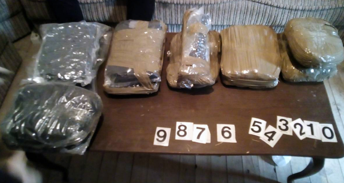 Uhapšene 132 osobe osumnjičene za trgovinu narkoticima i posedovanje i nošenje oružja