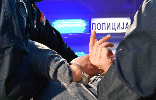 Uhapšen zbog pretnji novinarskoj ekipi Radio-televizije Srbije