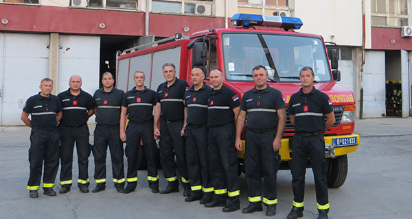 Vatrogasci spasili život radniku koga je zatrpala zemlja