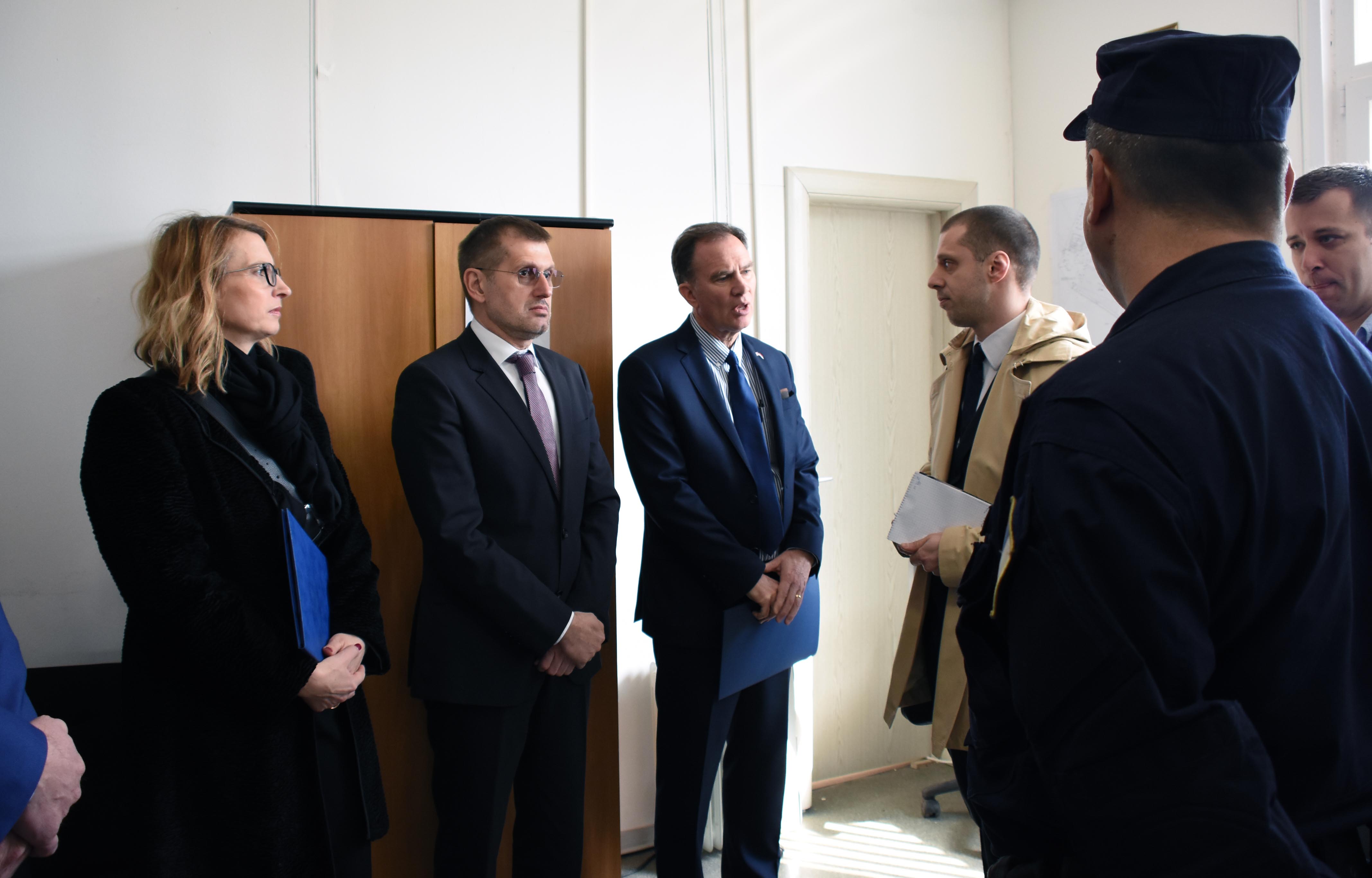 Direktor policije Vladimir Rebić otvorio renovirano skladište lakog i malokalibarskog oružja na Avali