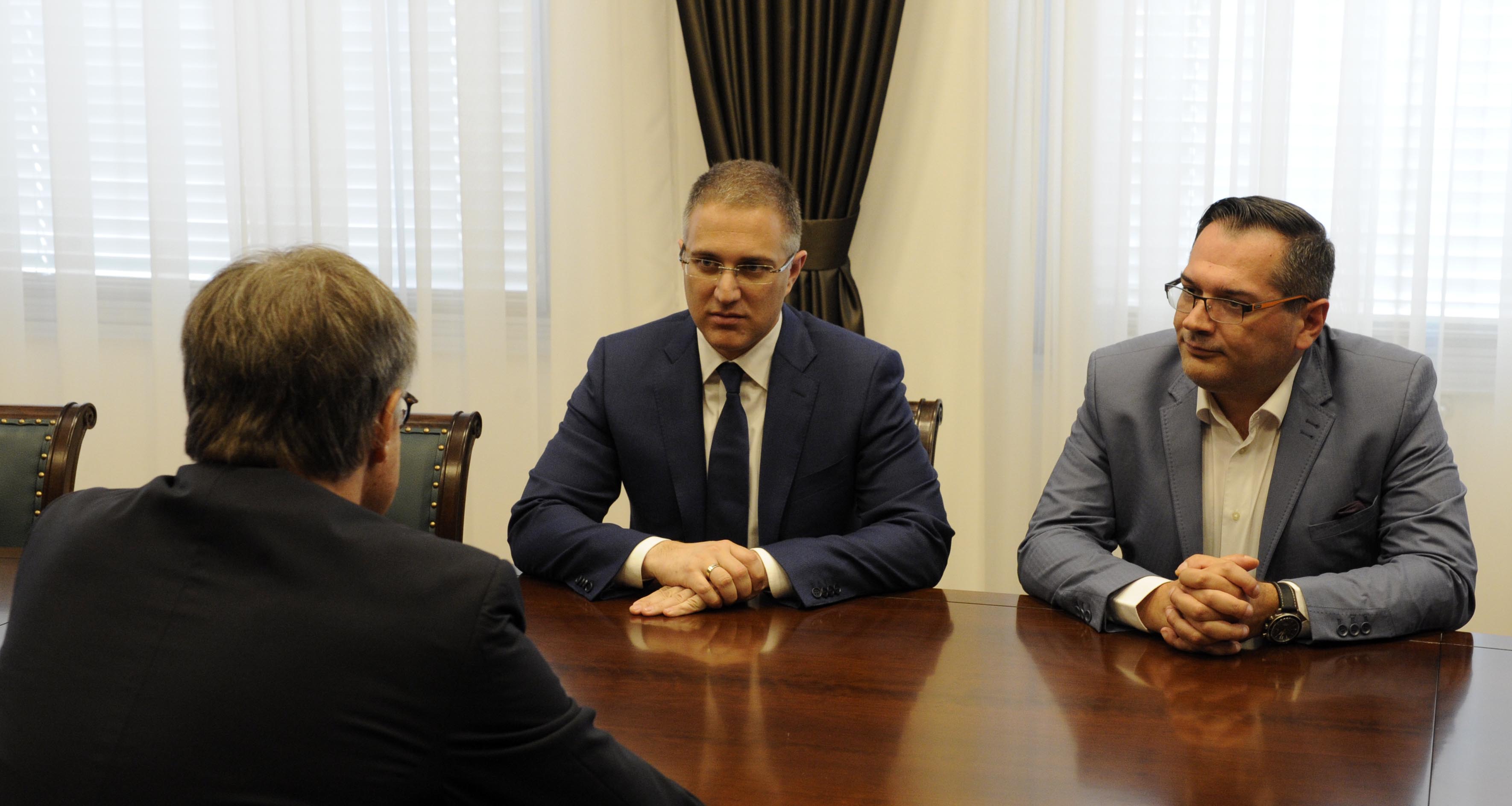 Министар Стефановић и амбасадор Дитман истакли добру сарадњу полиција двеју земаља