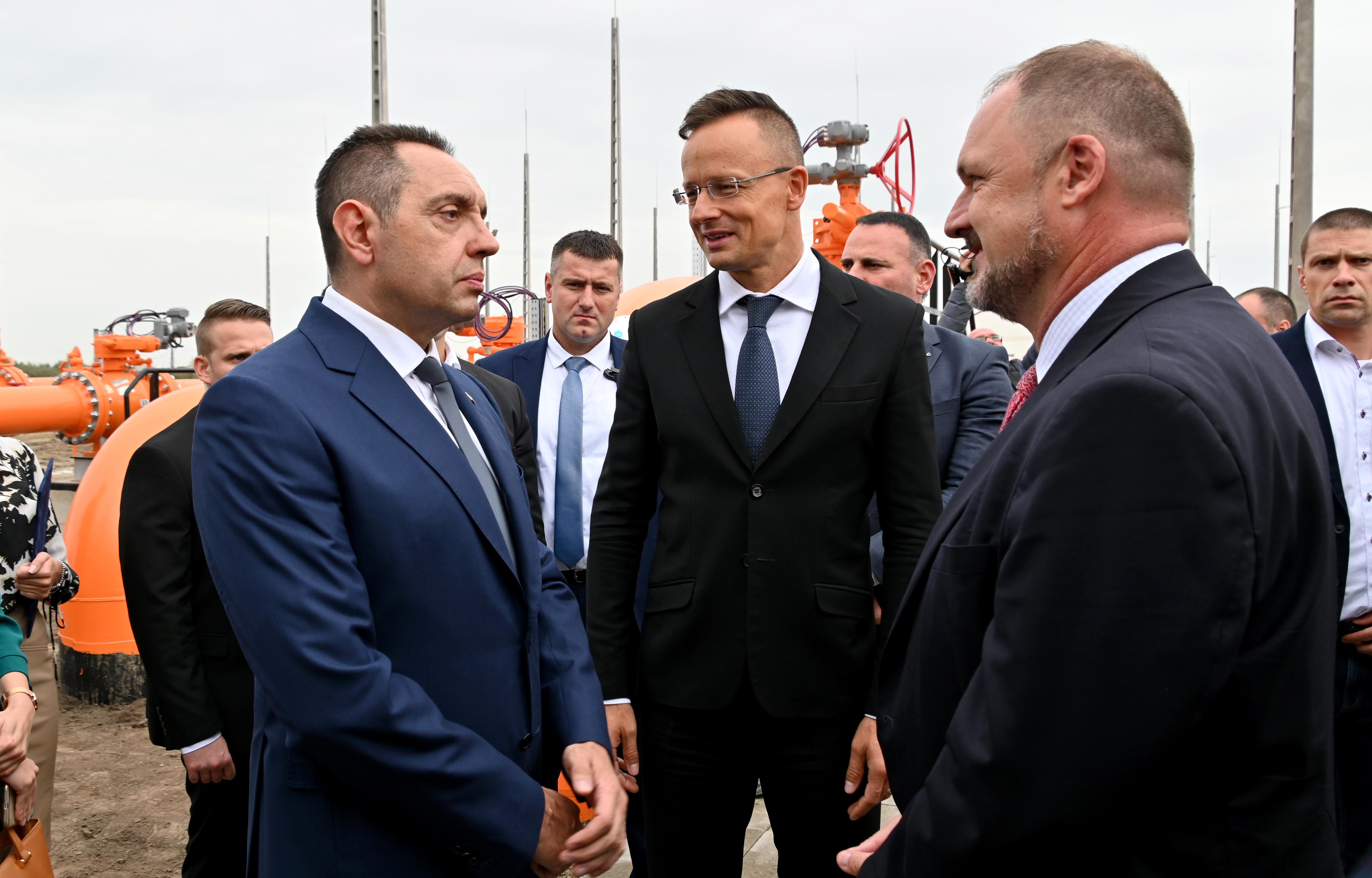 Ministar Vulin i ministar Sijarto: Značajan dan za Srbiju i Mađarsku, obezbedili smo energetsku sigurnost