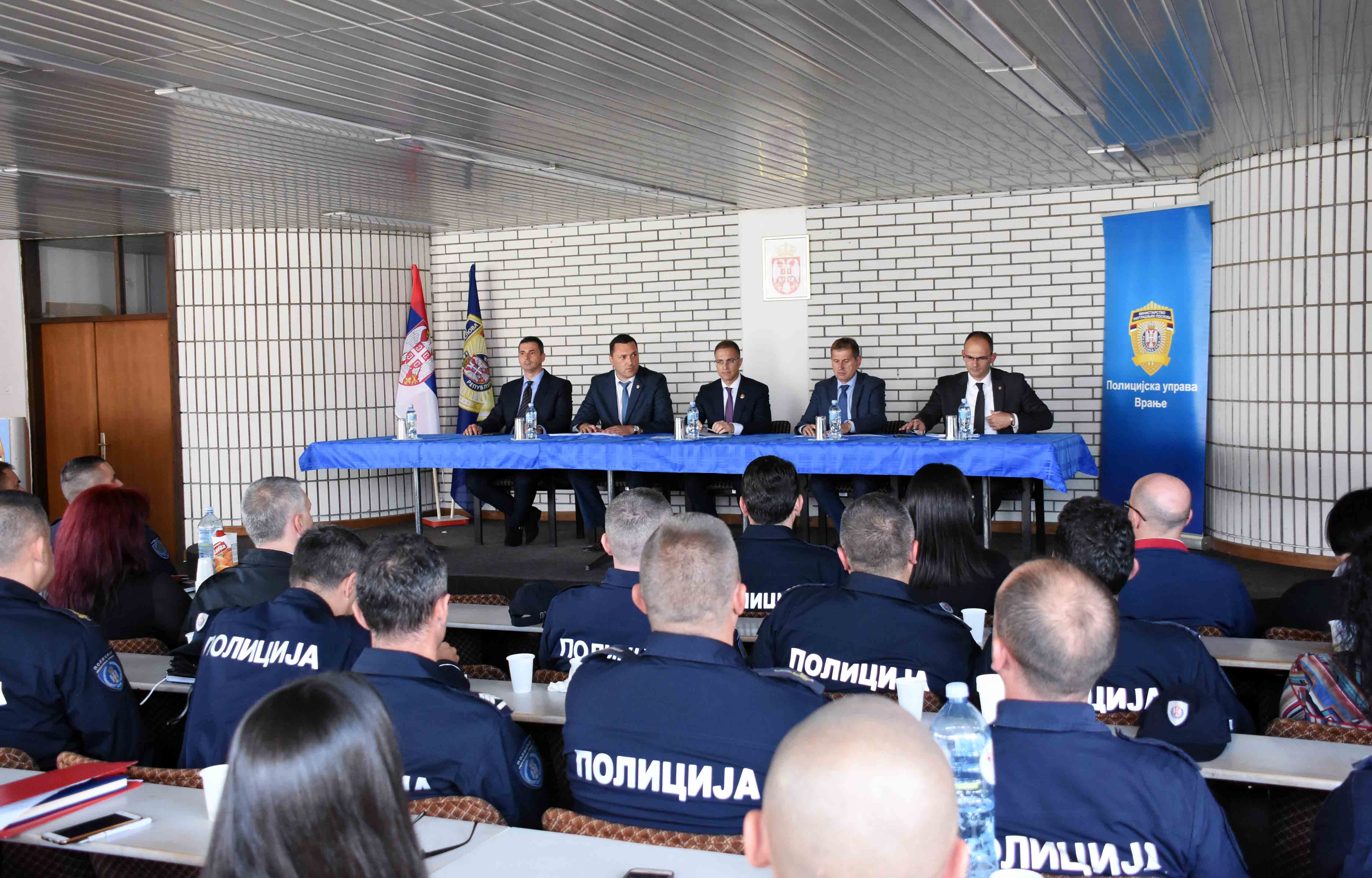 Стефановић: Настављамо инвестиције и борбу за нова радна места и хоћемо да то буде снажна порука Владе Србије