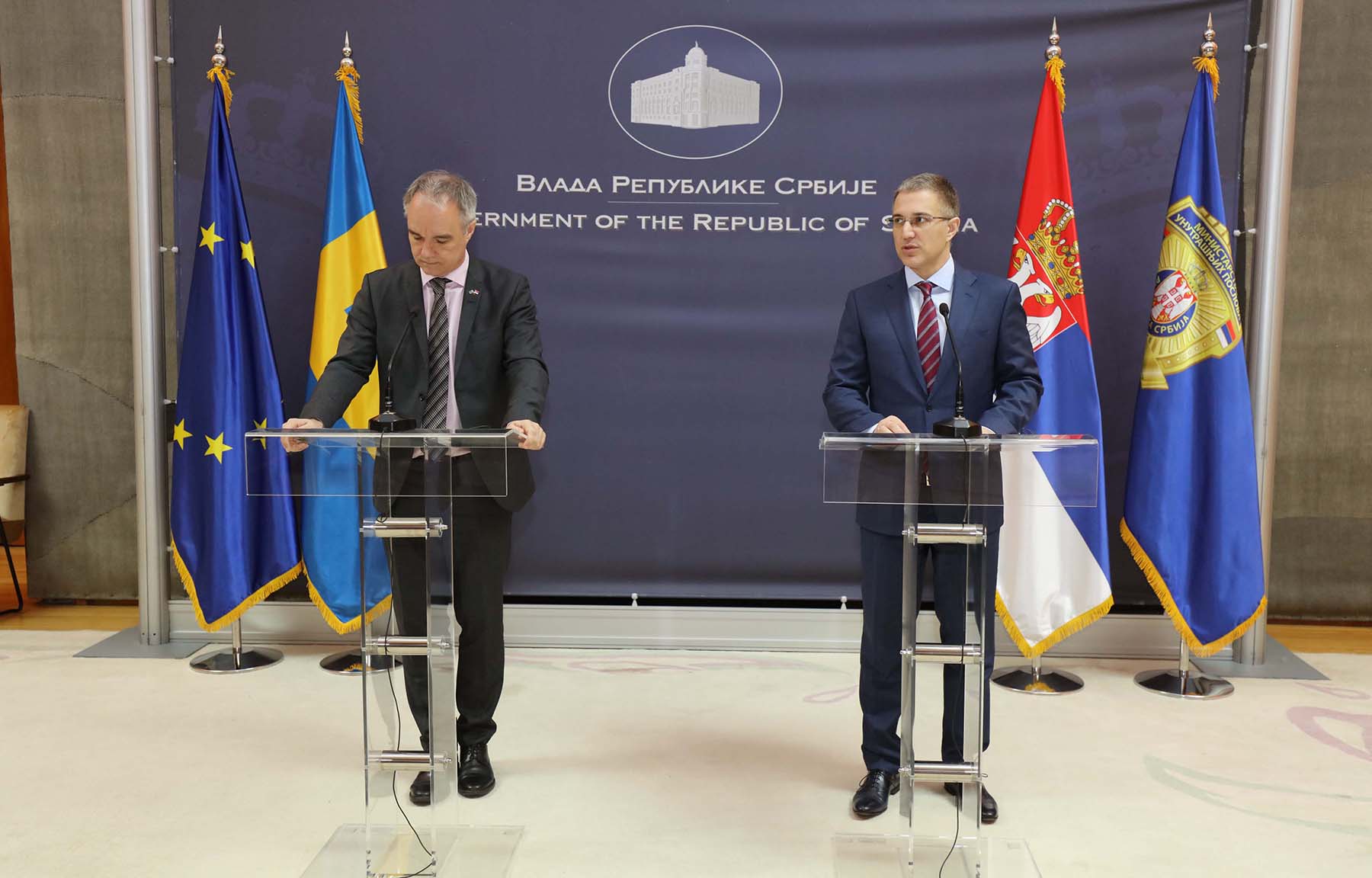 Стефановић и Лундин потписали споразуме који ће омогућити даљу стратешку сарадњу српске и шведске полиције