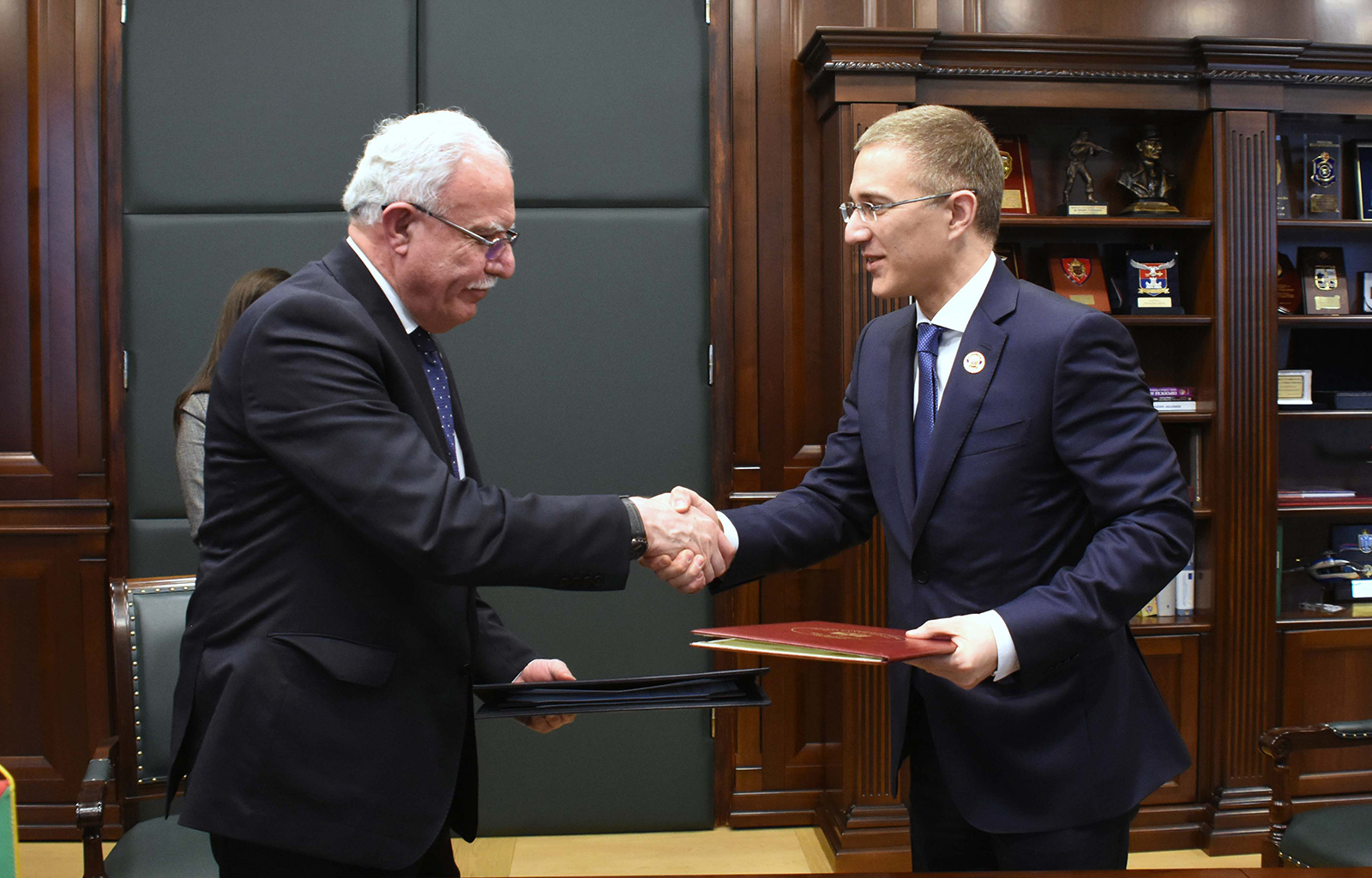 Стефановић и Ал Малики потписали Споразум у области безбедносне сарадње