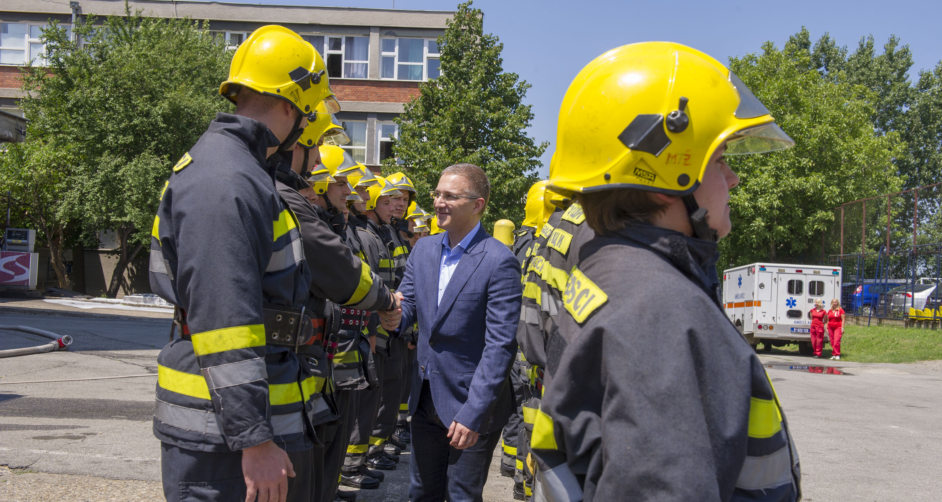 Stefanović: Ove godine nova vozila i radne i zaštitne uniforme za vatrogasce