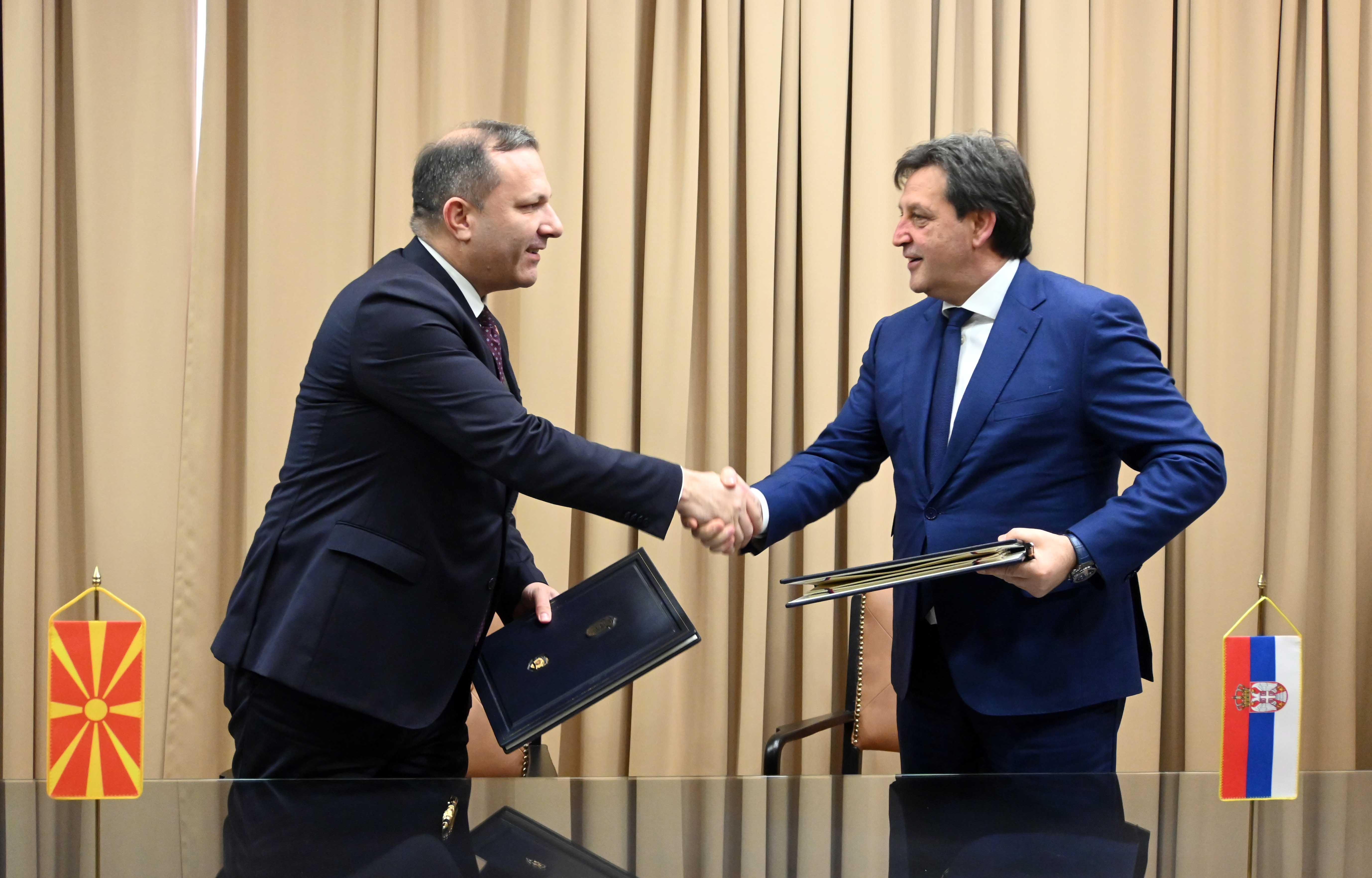 Потписан Протокол о начину обављања граничних провера на заједничком граничном прелазу „Лојане – Миратовац“