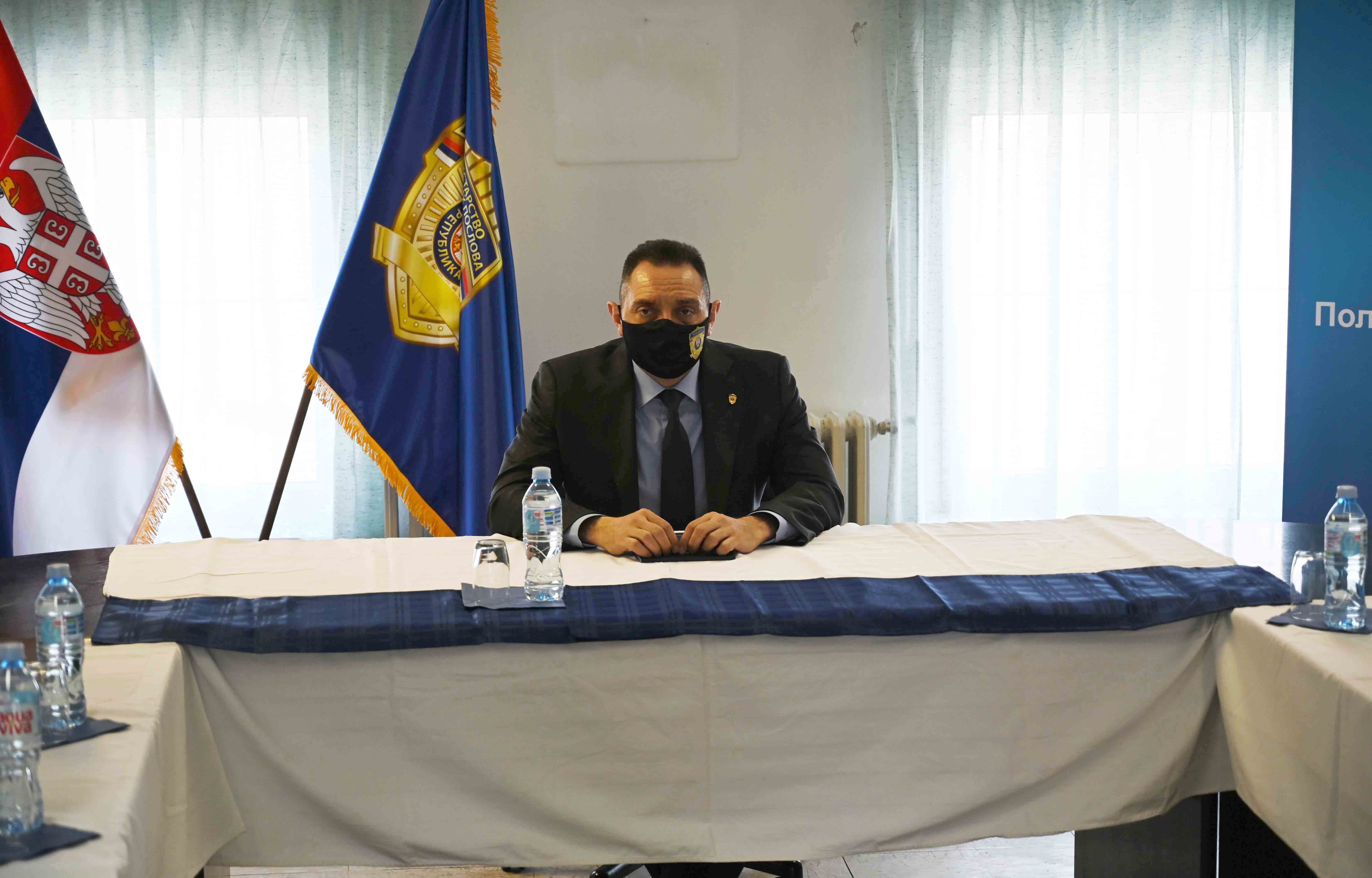 Министар Вулин: Појачан рад полиције на сузбијању илегалне трговине акцизним производима