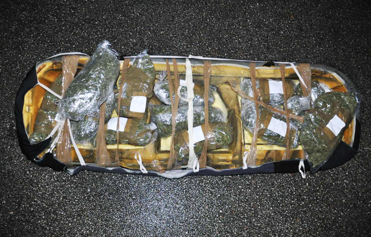 Pronađeno 5,2 kilograma marihuane