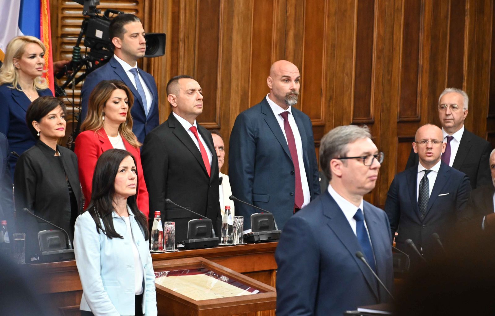 Министар Вулин након полагања заклетве председника Вучића: Грађани Србије су добро изабрали, а сви Срби су добили свог председника