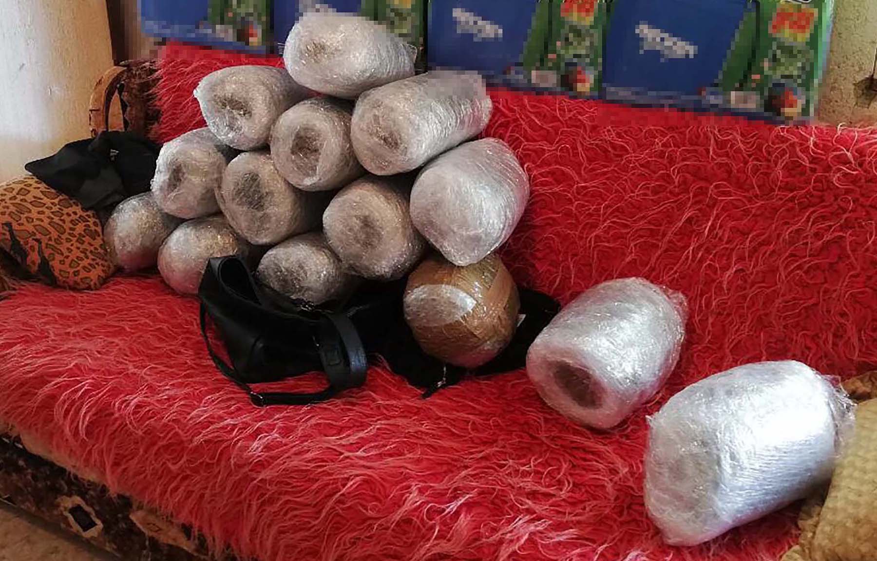 Полиција пронашла 20 пакета марихуане у викендици у околини Александровца