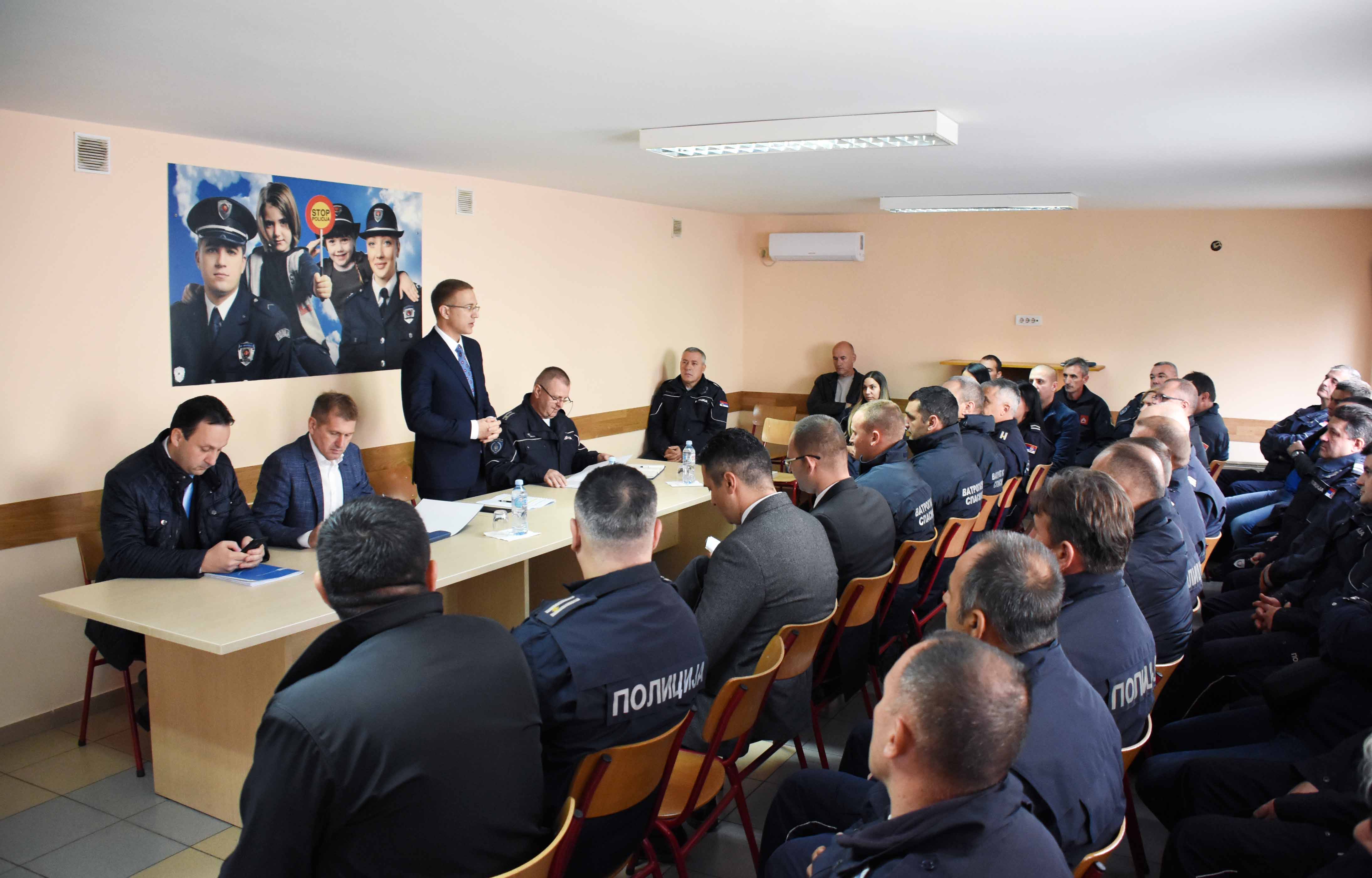 Стефановић: Смањење броја извршених кривичних дела је резултат посвећеног рада полиције
