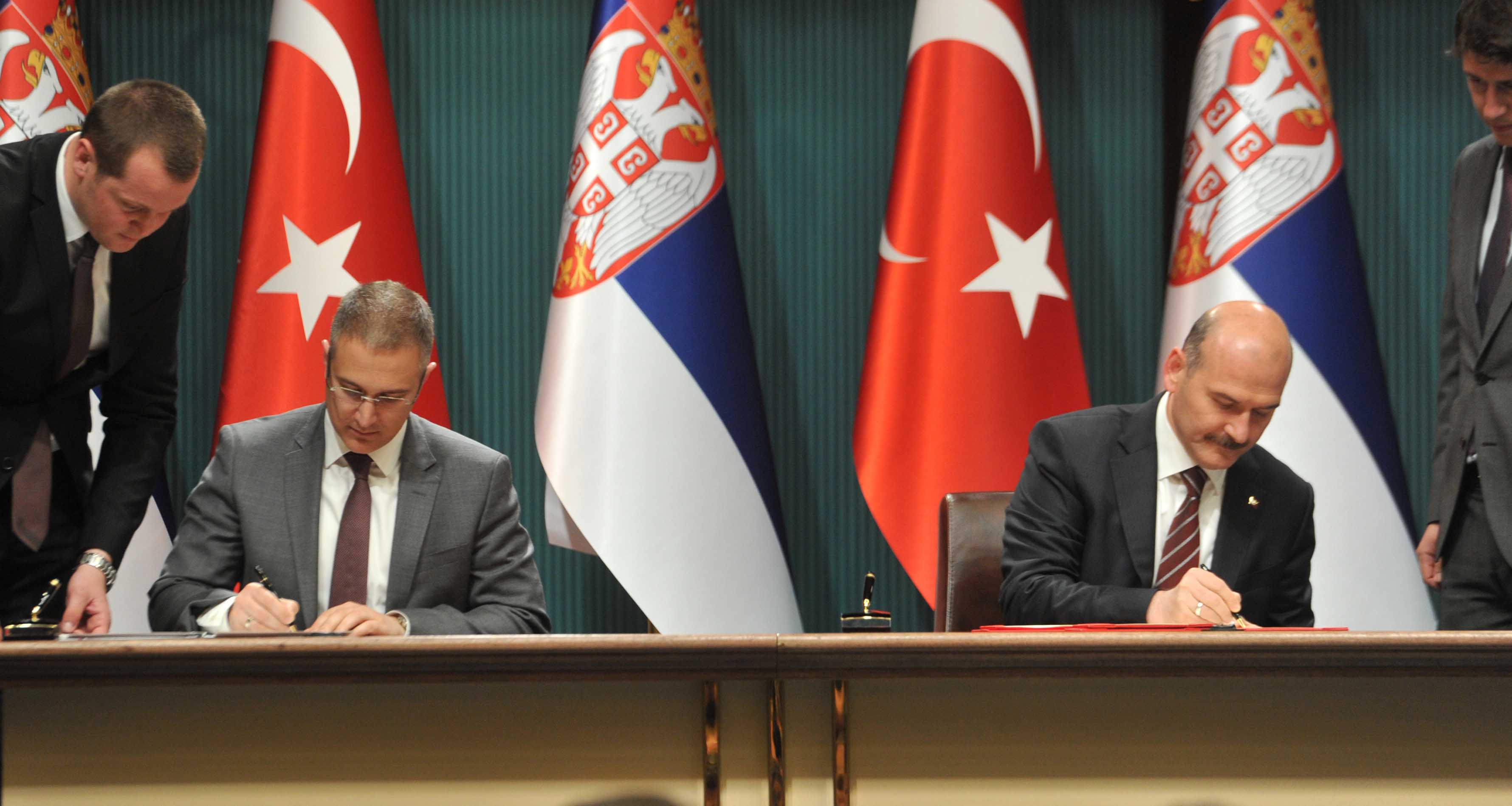 Стефановић и Сојлу потписали Протокол о сарадњи Криминалистичко-полицијске академије и турске Националне полицијске академије
