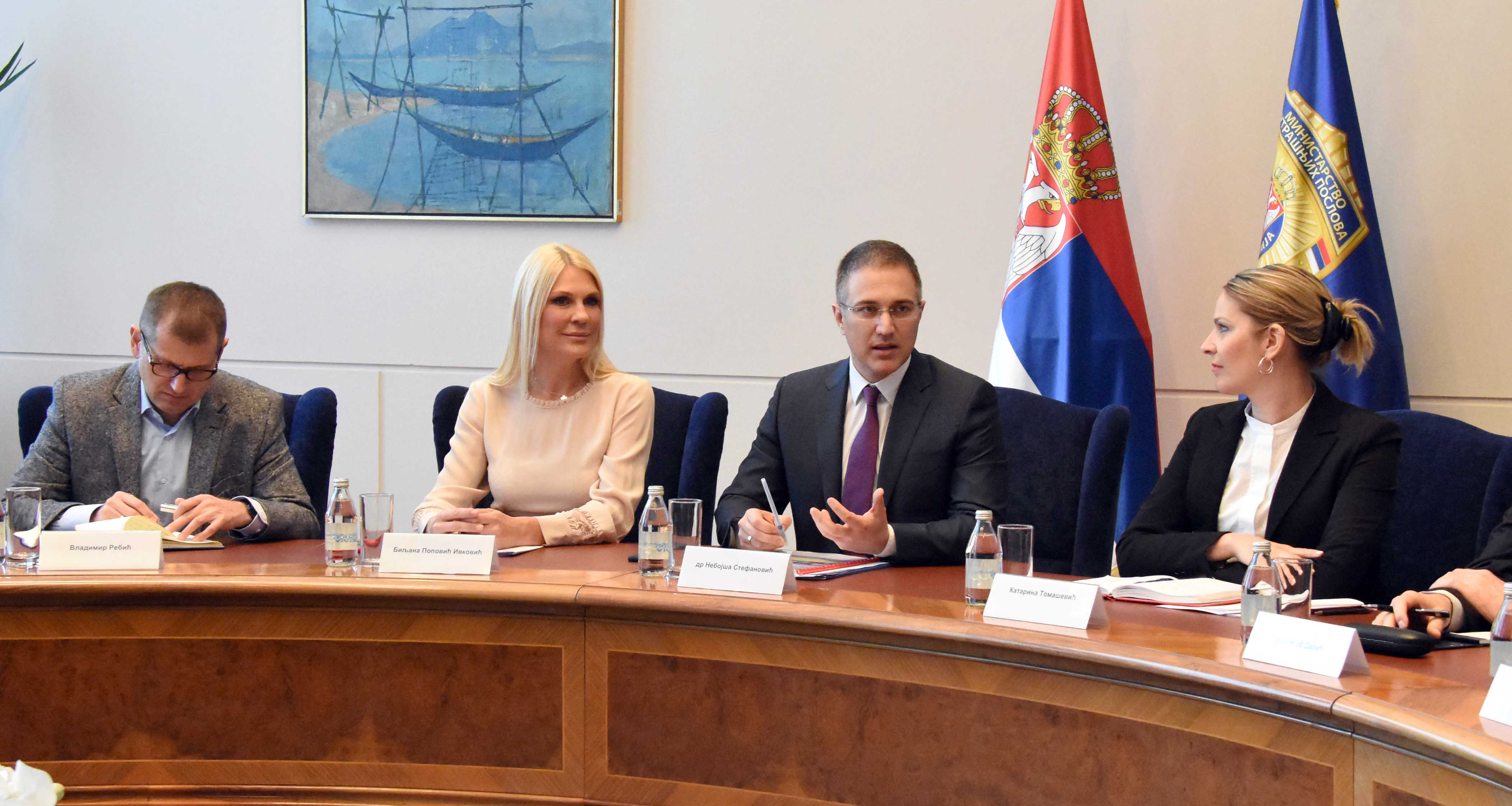 Министар Стефановић разговарао са полазницима 7. класе Високих студија безбедности и одбране